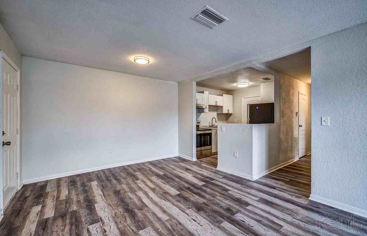 Everest Gardens - Photo 6 of 50