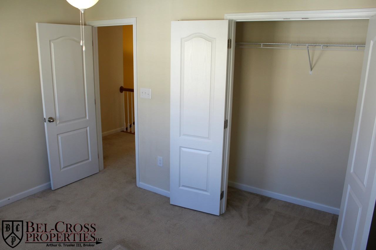 3707 Sun Pl - Photo 2 of 31