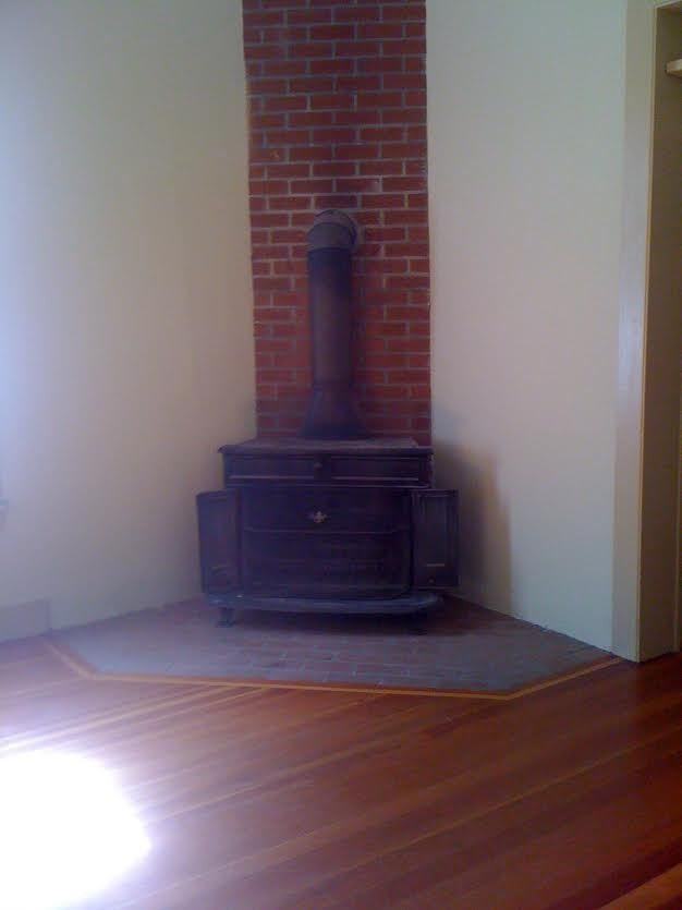 344 S 3rd Ave - Photo 3 of 6