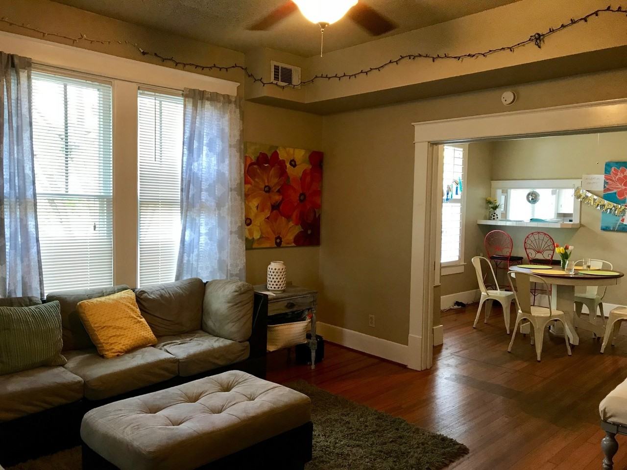 312 W 37th St - Photo 3 of 20