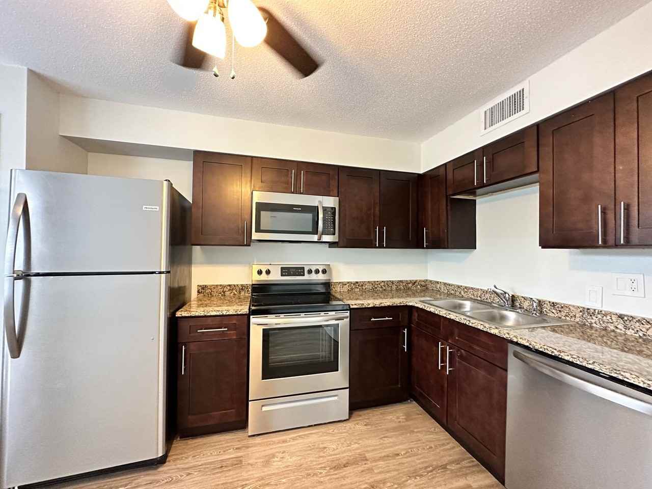 1 Plaza Mayor - Photo 3 of 24