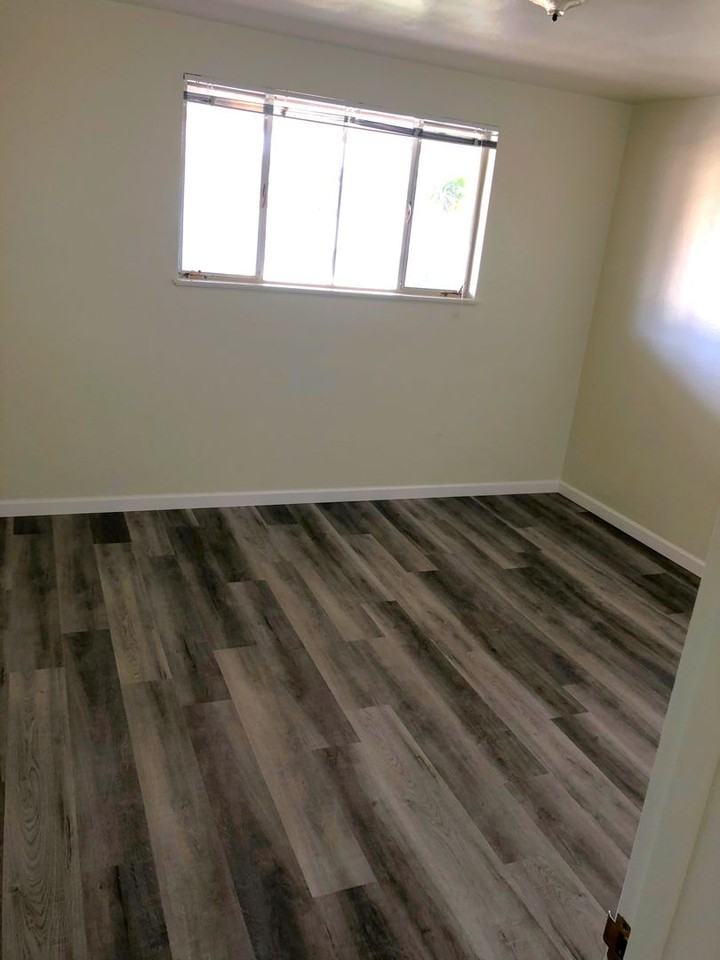 905 Santa Clara Ave #P - Photo 5 of 9