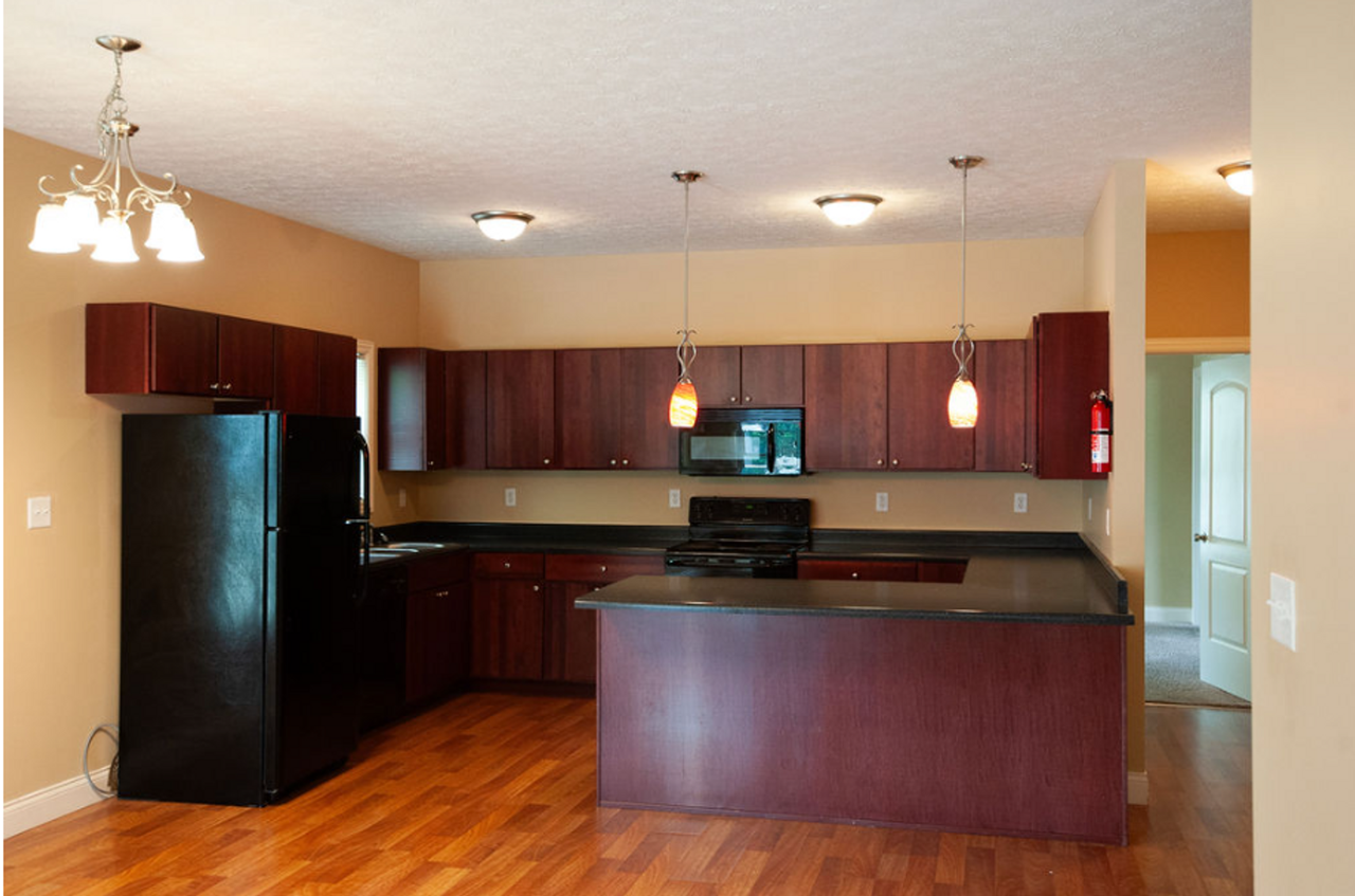 103 East 16th Street - Photo 3 of 11