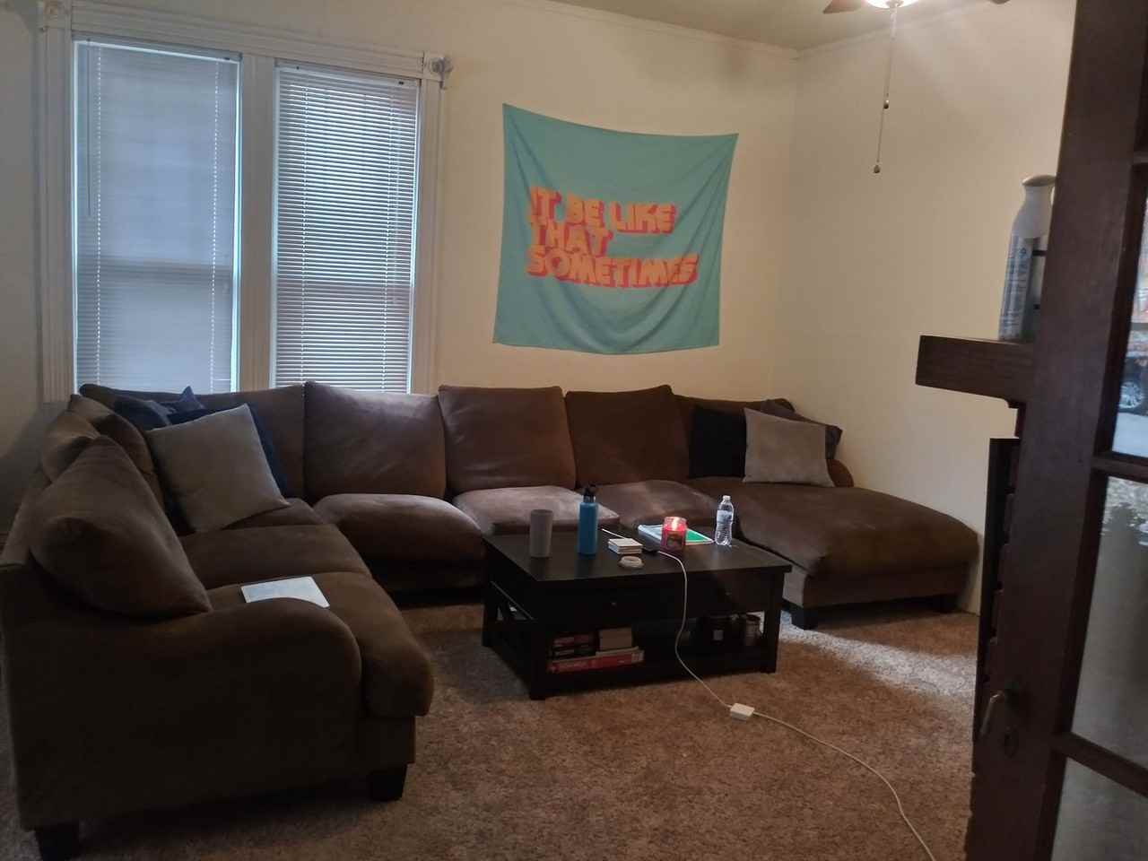 416 South Dunn Street - Photo 4 of 38