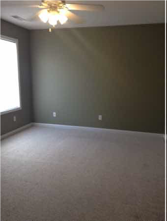 2632 E Oaklawn Ct - Photo 5 of 9