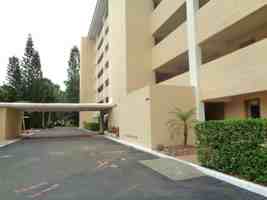 featured image of 512 W Venice Ave