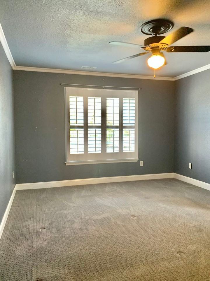 1003 Tomlinson Blvd - Photo 5 of 14