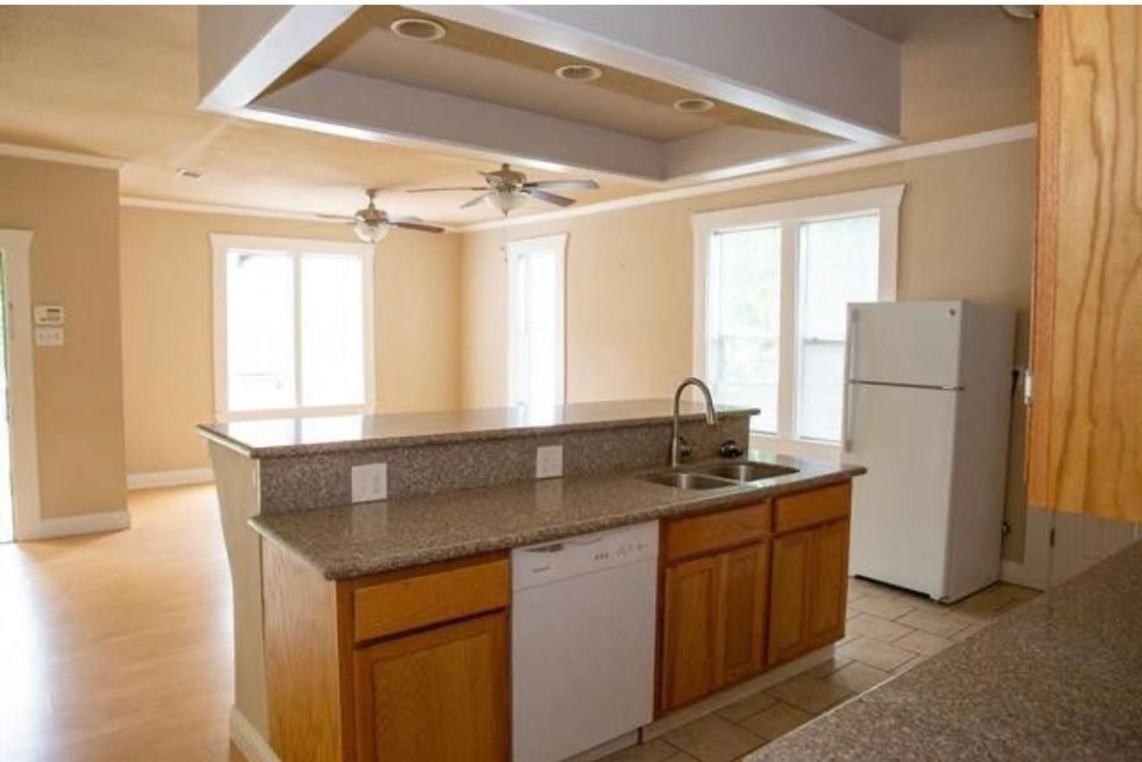 128 Gregg St - Photo 6 of 17