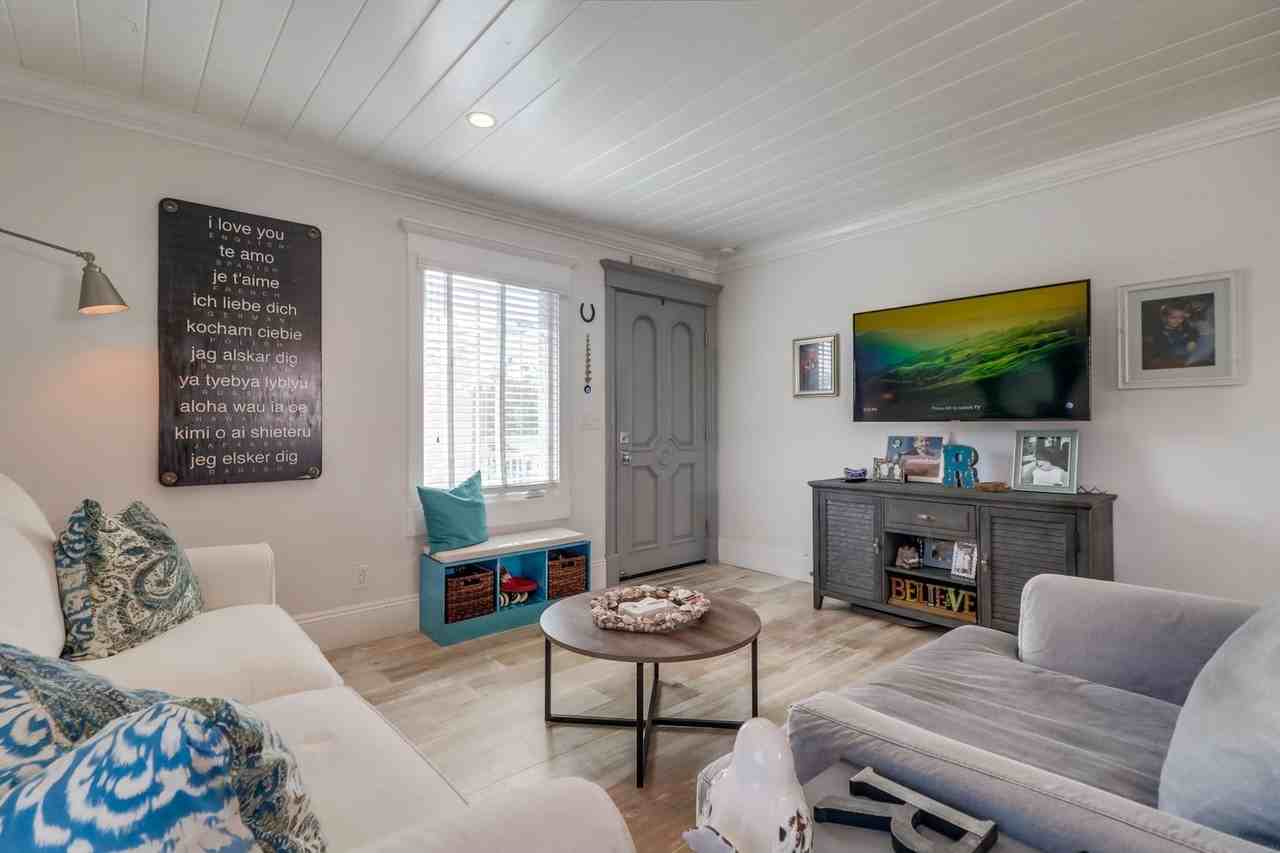 961 G Ave #C - Photo 6 of 18