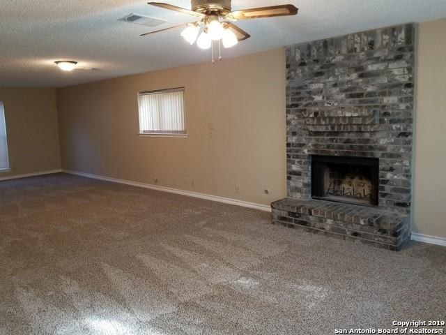 9330 Marsh Creek Dr - Photo 5 of 20