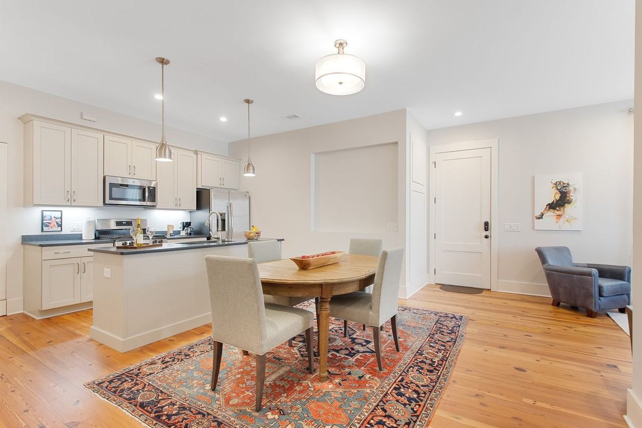 62 Queen St - Photo 4 of 33