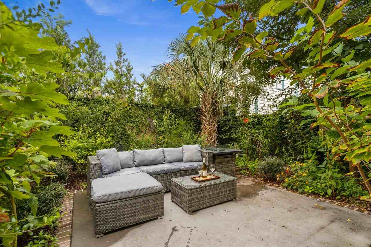 4 Ashe St #D - Photo 4 of 21