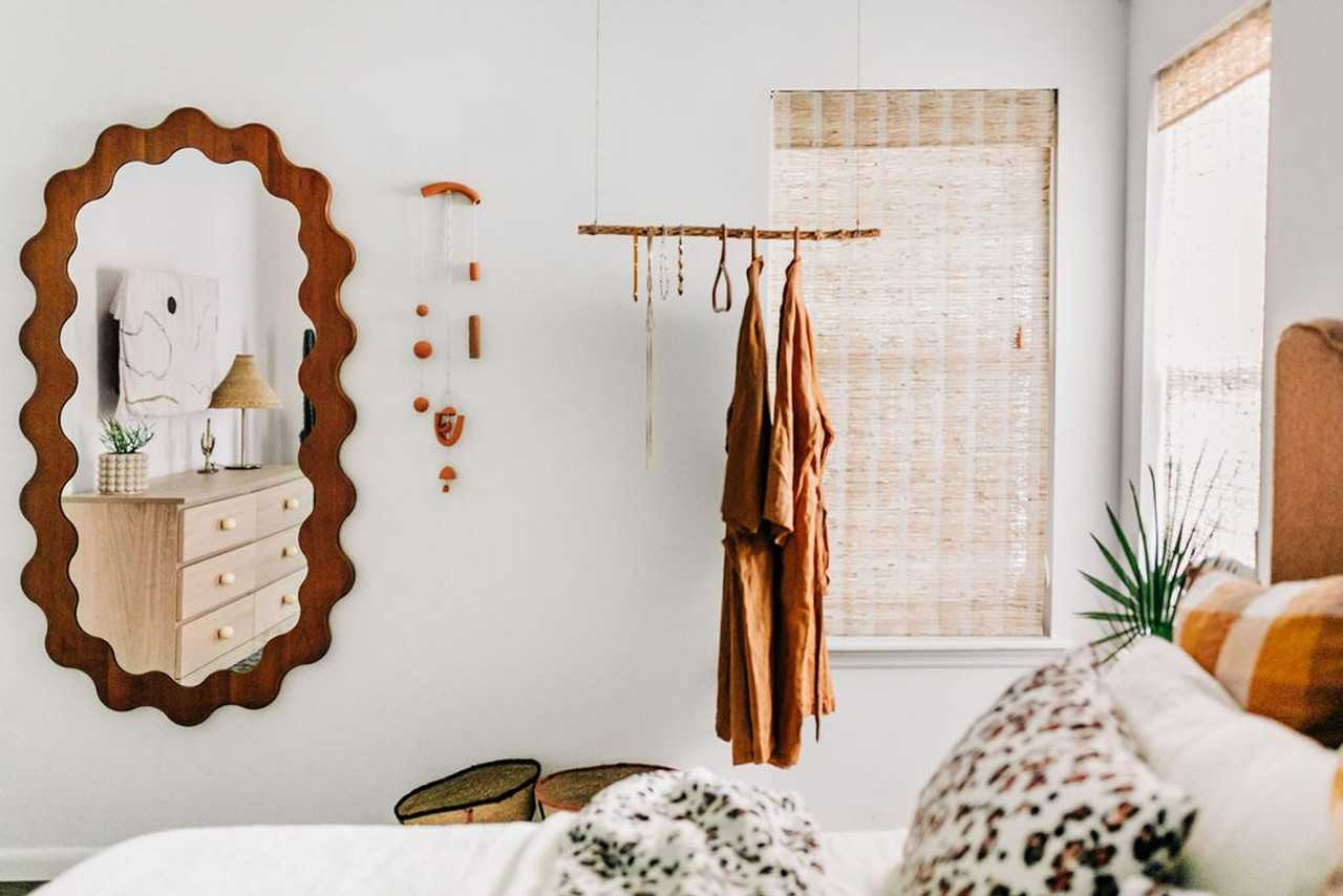 1492 Kentwood Circle - Photo 5 of 50