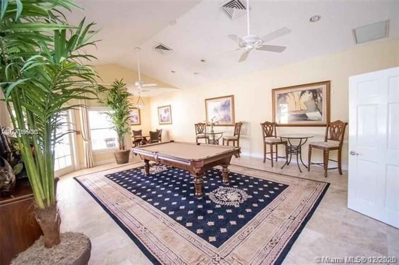 3340 Pinewalk Dr N - Photo 4 of 13