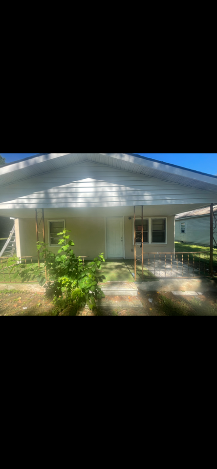 4228 Carroll Ave - Photo 2 of 19