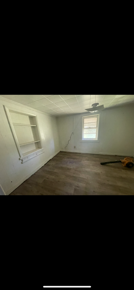 4228 Carroll Ave - Photo 2 of 19