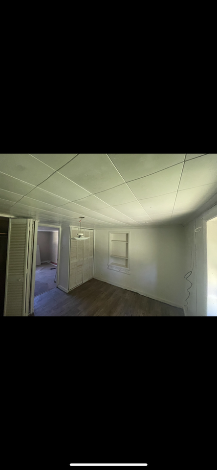 4228 Carroll Ave - Photo 5 of 19