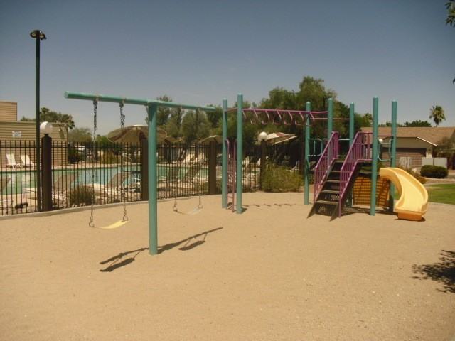 10150 E Emily Dr - Photo 3 of 28
