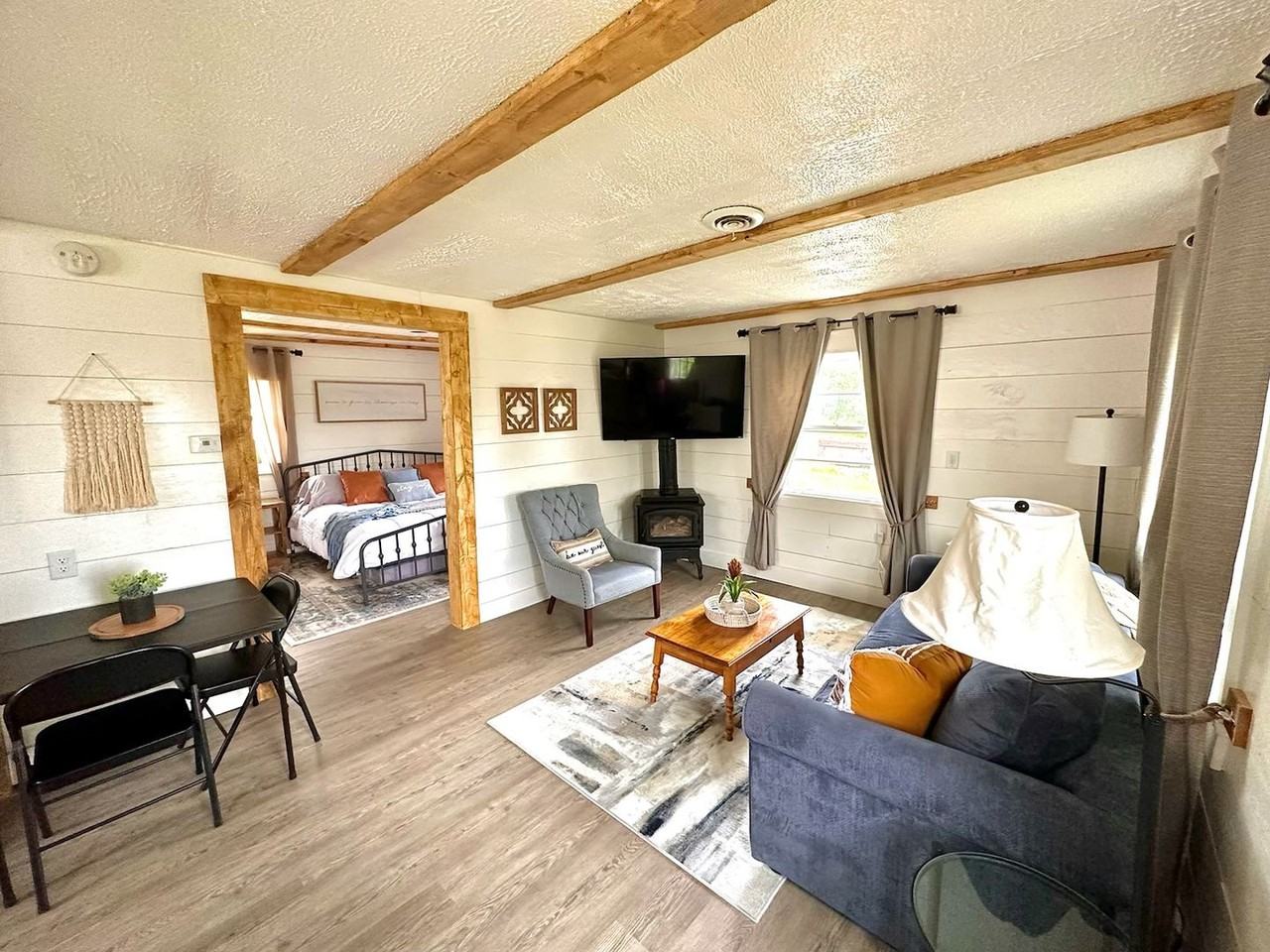 8452 Perry Hwy - Photo 3 of 11