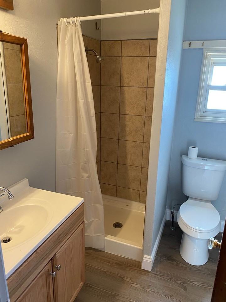 55 E Rosewood Dr - Photo 2 of 4