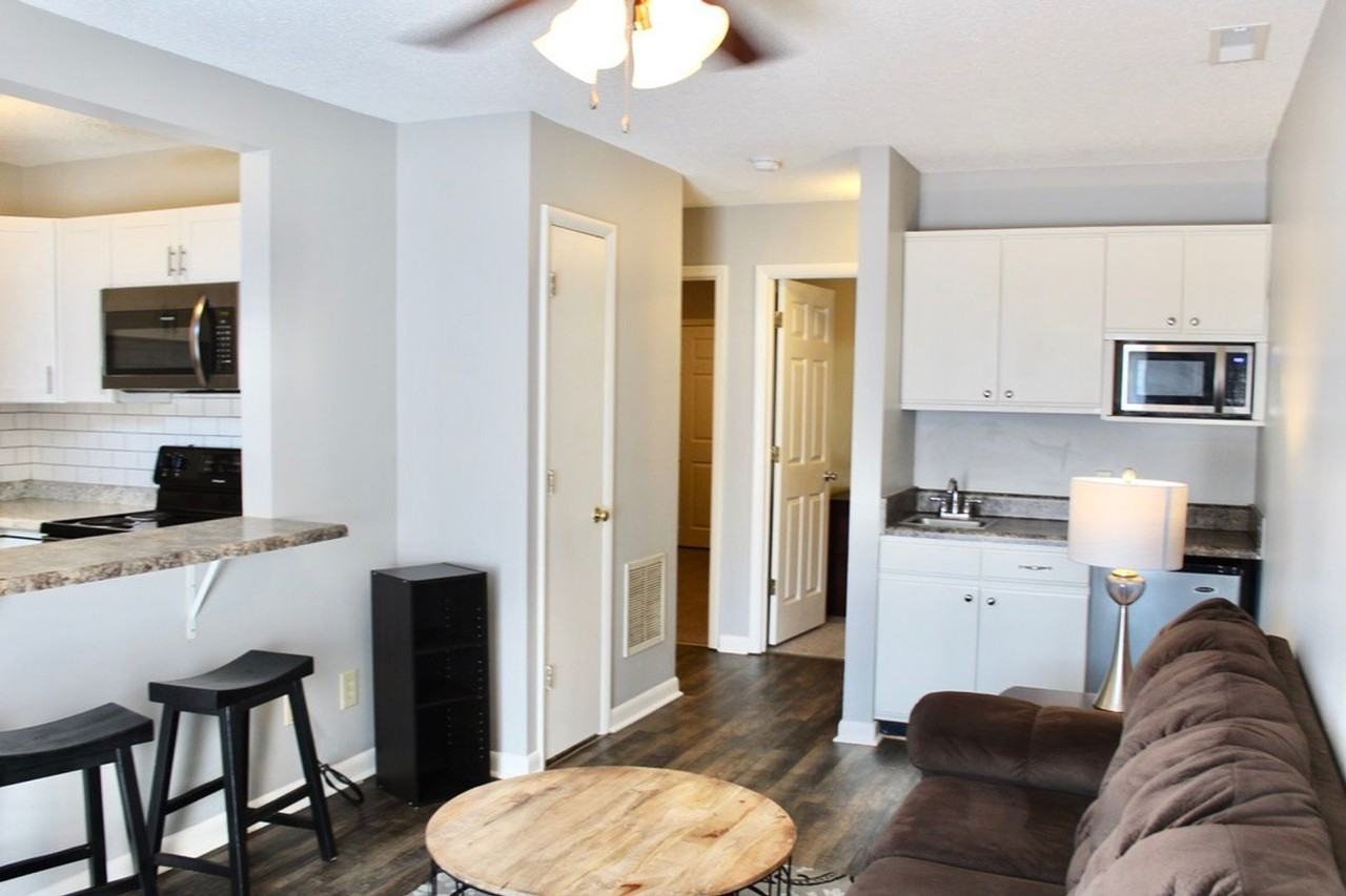 1307 Bradley Drive - Photo 3 of 26