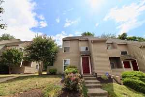 featured image of 1462 Bradley Dr