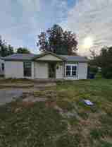 2220 S Air Depot Blvd - Photo 1 of 1