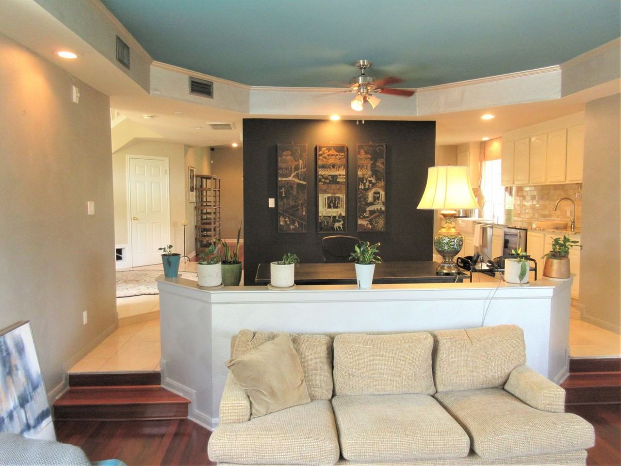 1702 Newning Ave - Photo 5 of 32