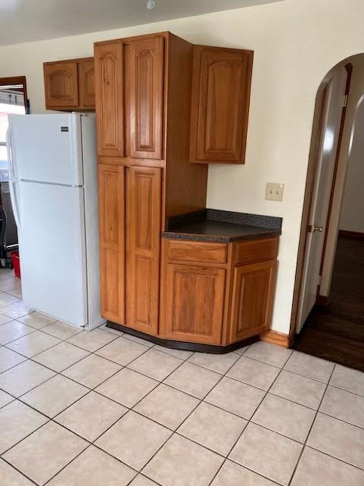 864 Gary Avenue Southeast - Photo 6 of 17