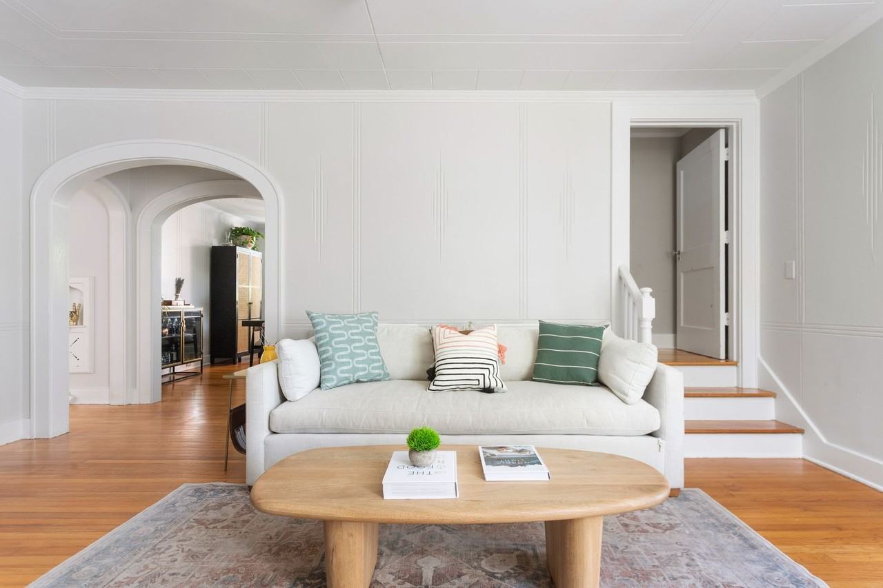 152 Grove St - Photo 5 of 38