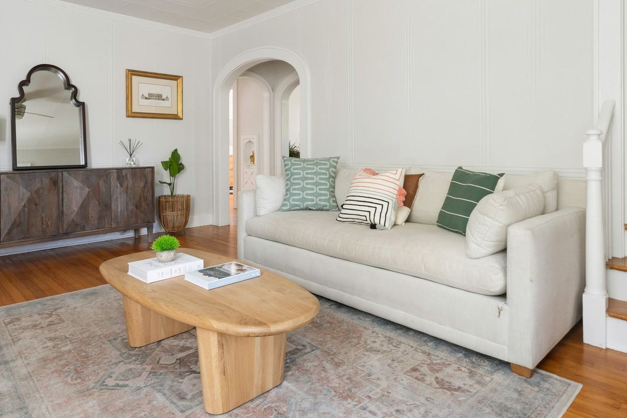 152 Grove St - Photo 7 of 38