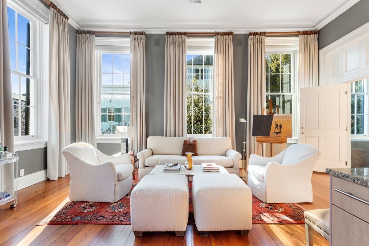 90 E Bay St - Photo 2 of 30