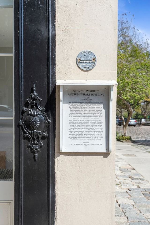 90 E Bay St - Photo 6 of 30