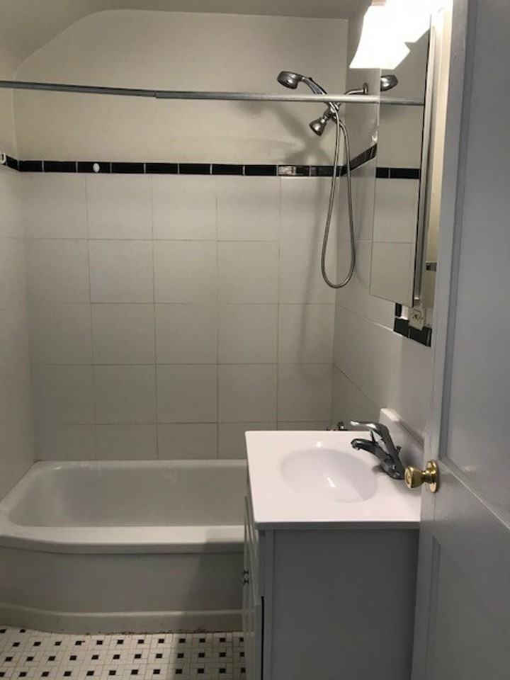 2822 64th Ave - Photo 7 of 17