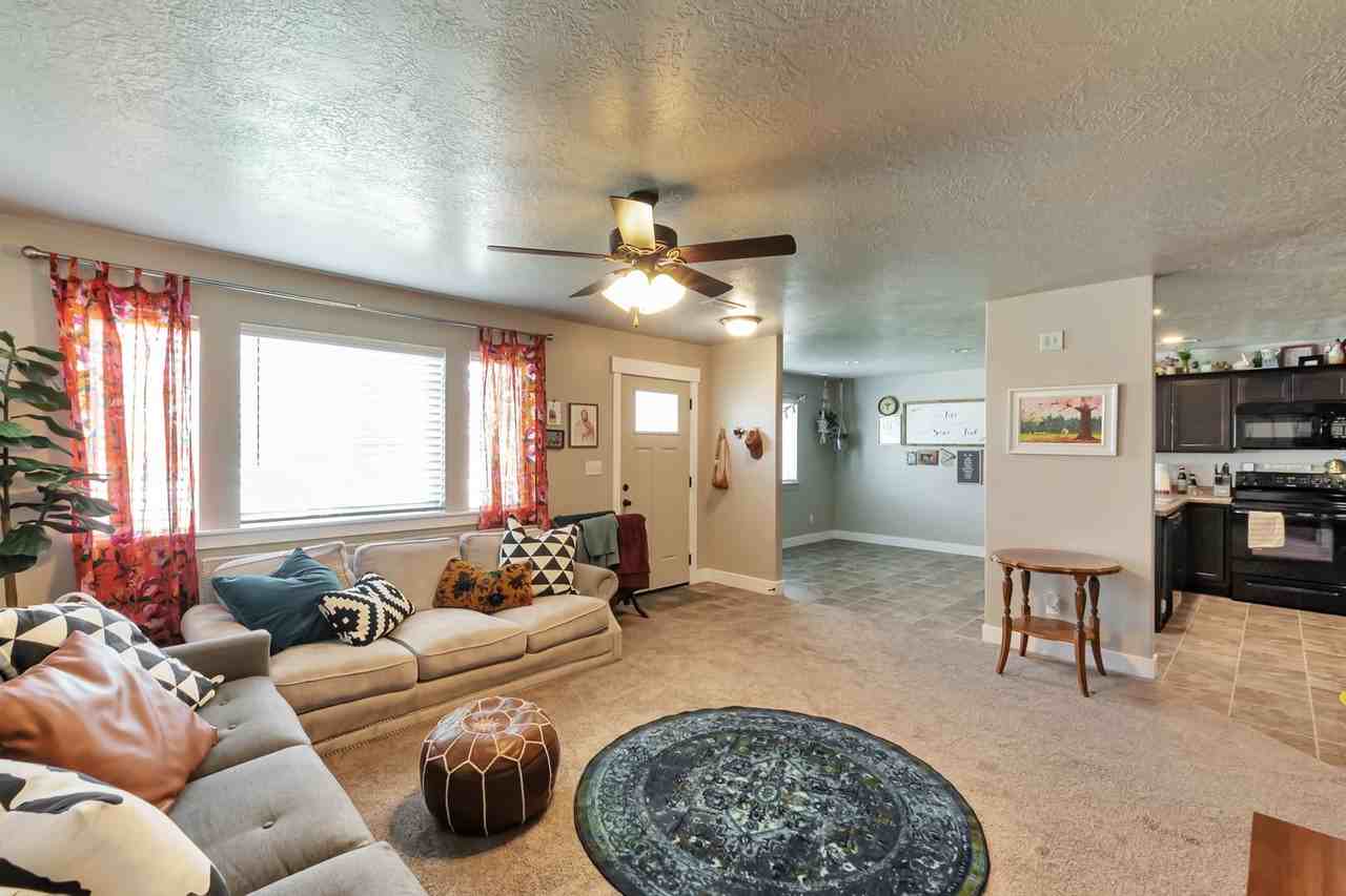 154 N 1325 W - Photo 4 of 15