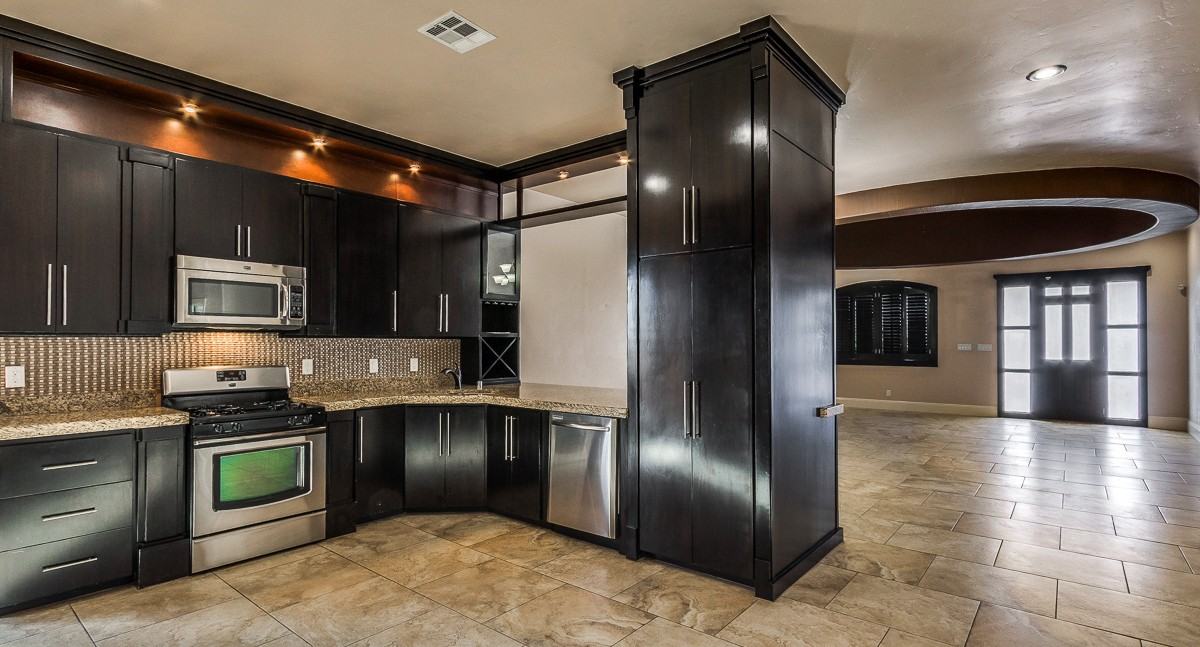12800 Cozy Cove Ave - Photo 6 of 24