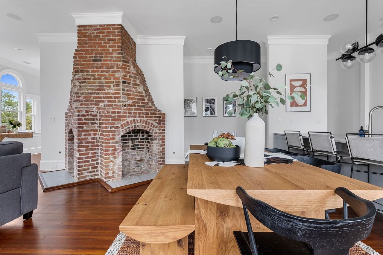 193 Broad St - Photo 3 of 49