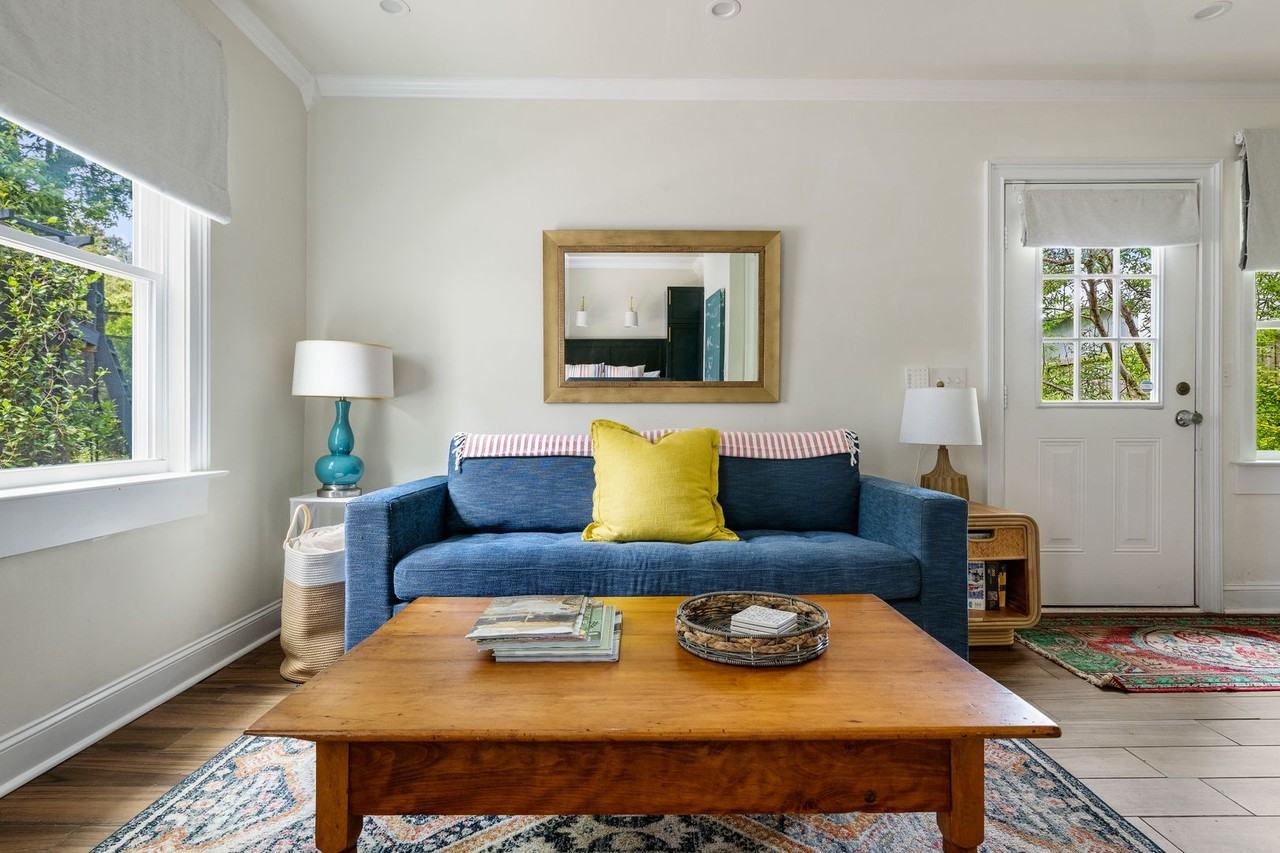 134 Sans Souci St - Photo 6 of 27