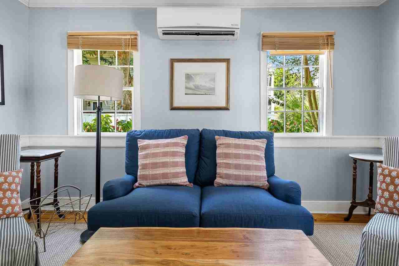 25 Sires St - Photo 5 of 29