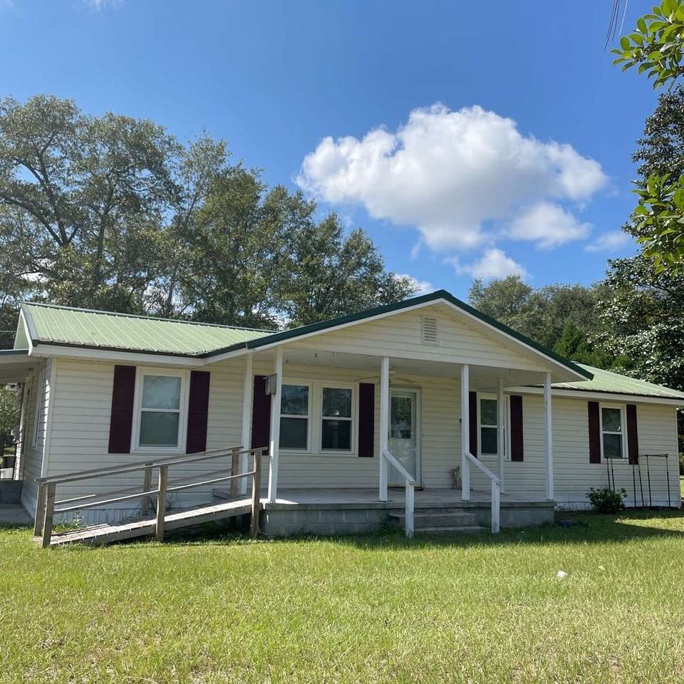 6078 Ga Highway 196 - Photo 2 of 23