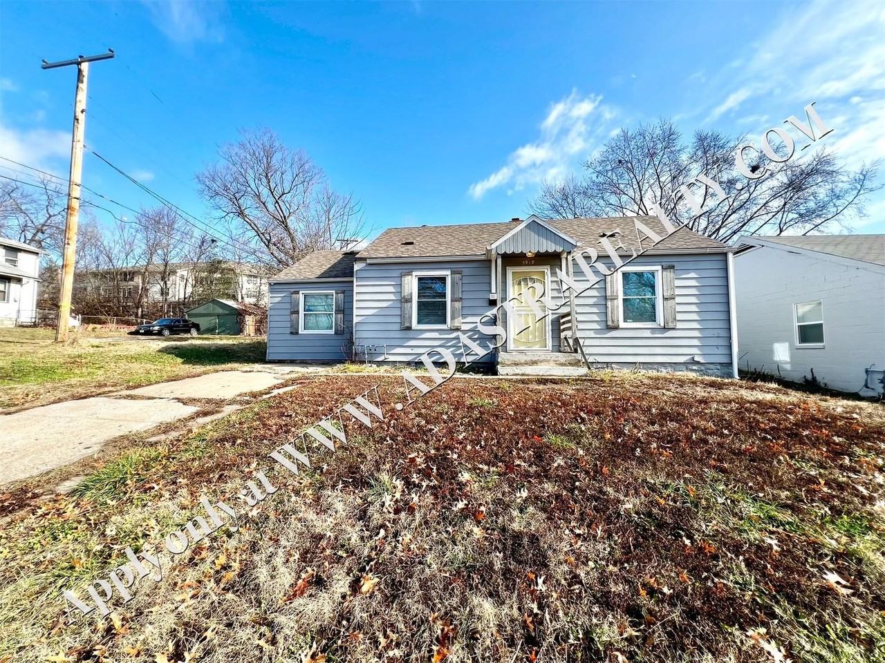 5919 Indiana Ave - Photo 2 of 18