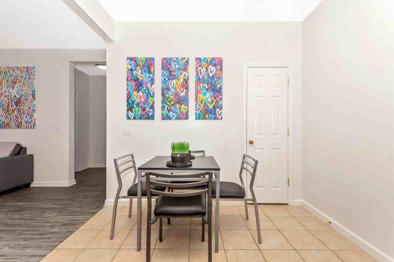 2 Morningstar Lane - Photo 6 of 33