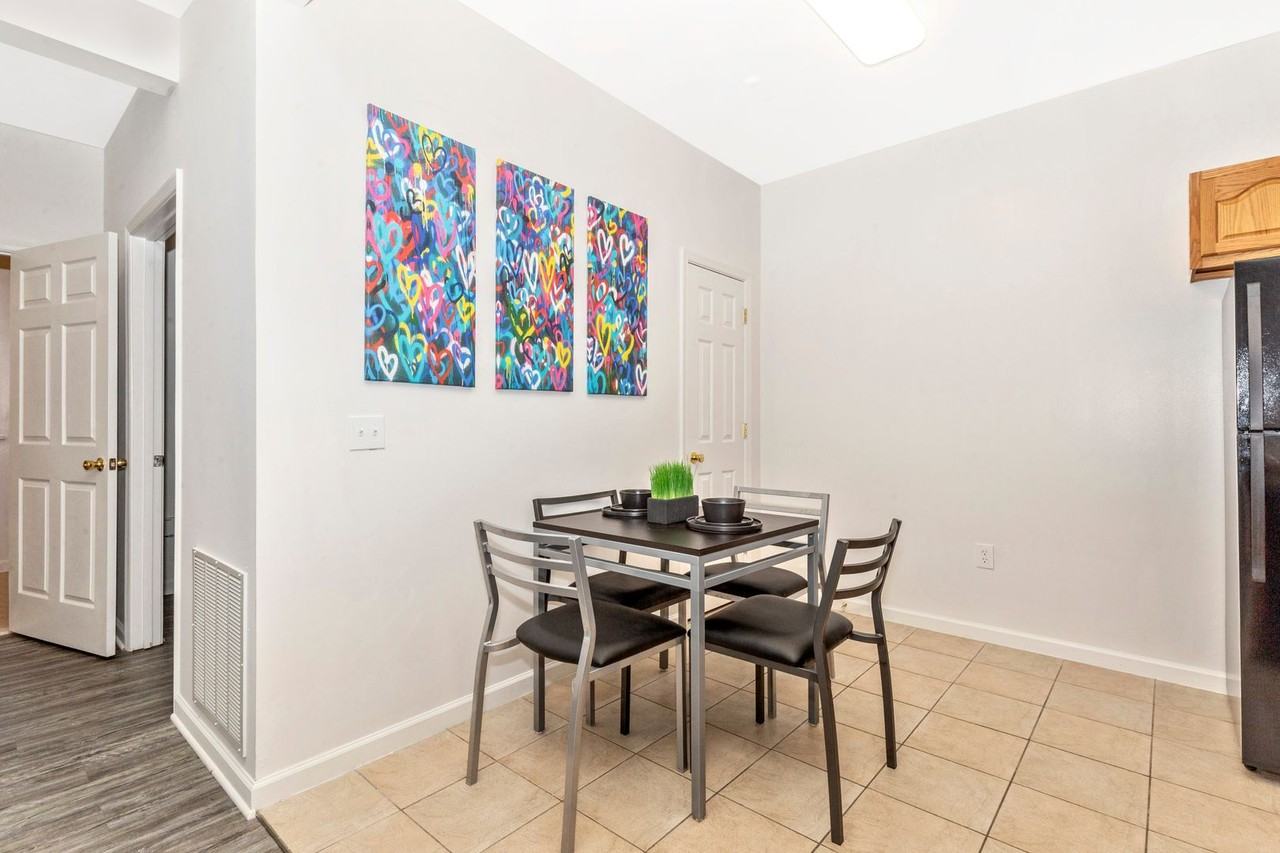 2 Morningstar Lane - Photo 7 of 33