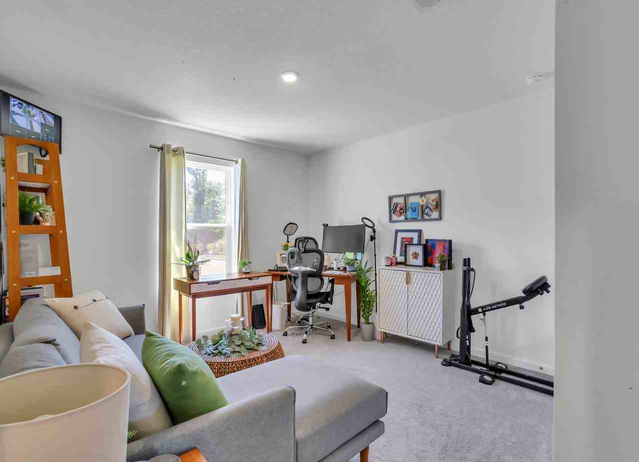 1644 Addies Way - Photo 5 of 34