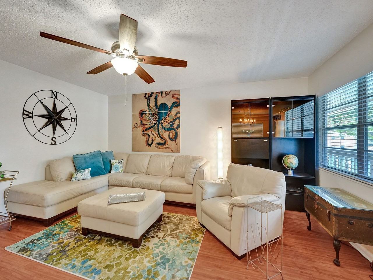 232 Farnham J - Photo 2 of 38