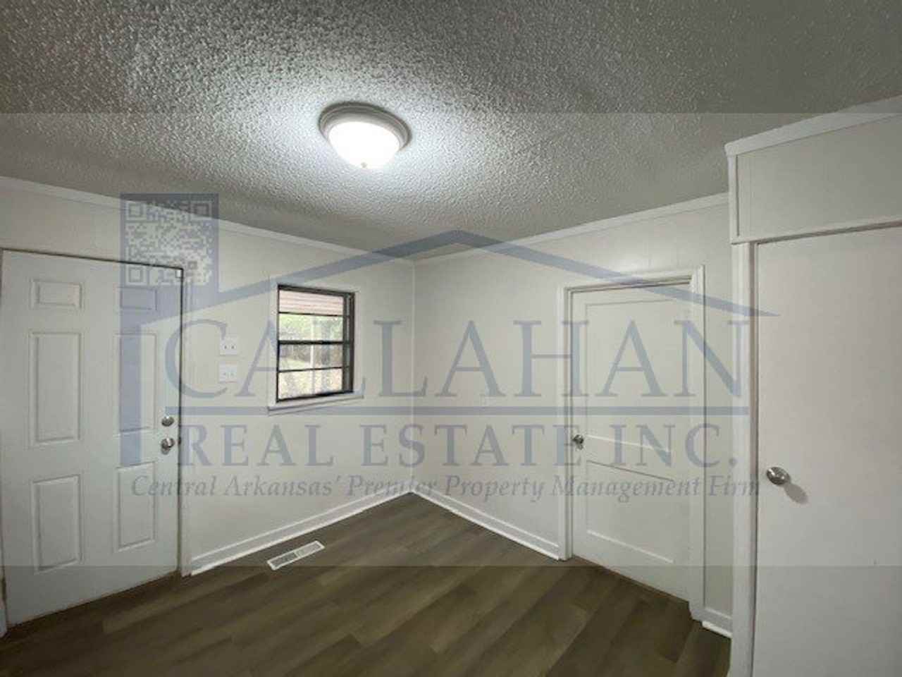 1321 W 49th St - Photo 6 of 14