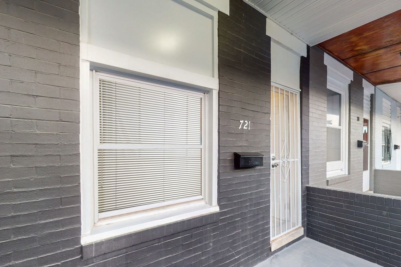 721 N Curley St - Photo 2 of 18