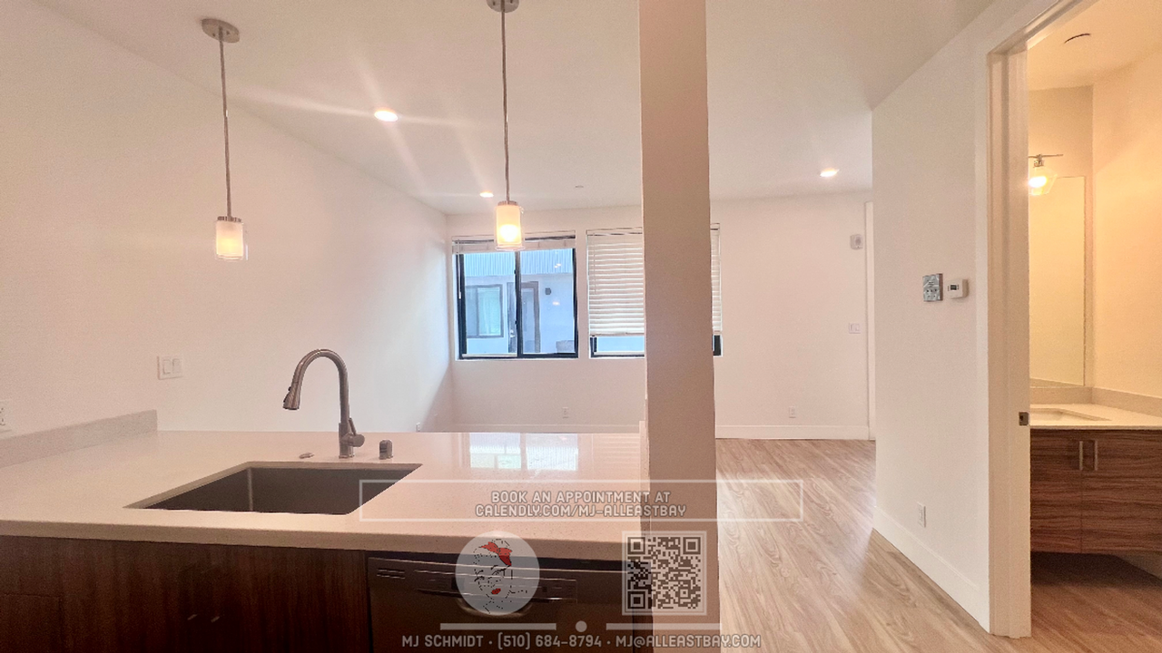 3253 Ettie St #4 - Photo 2 of 16