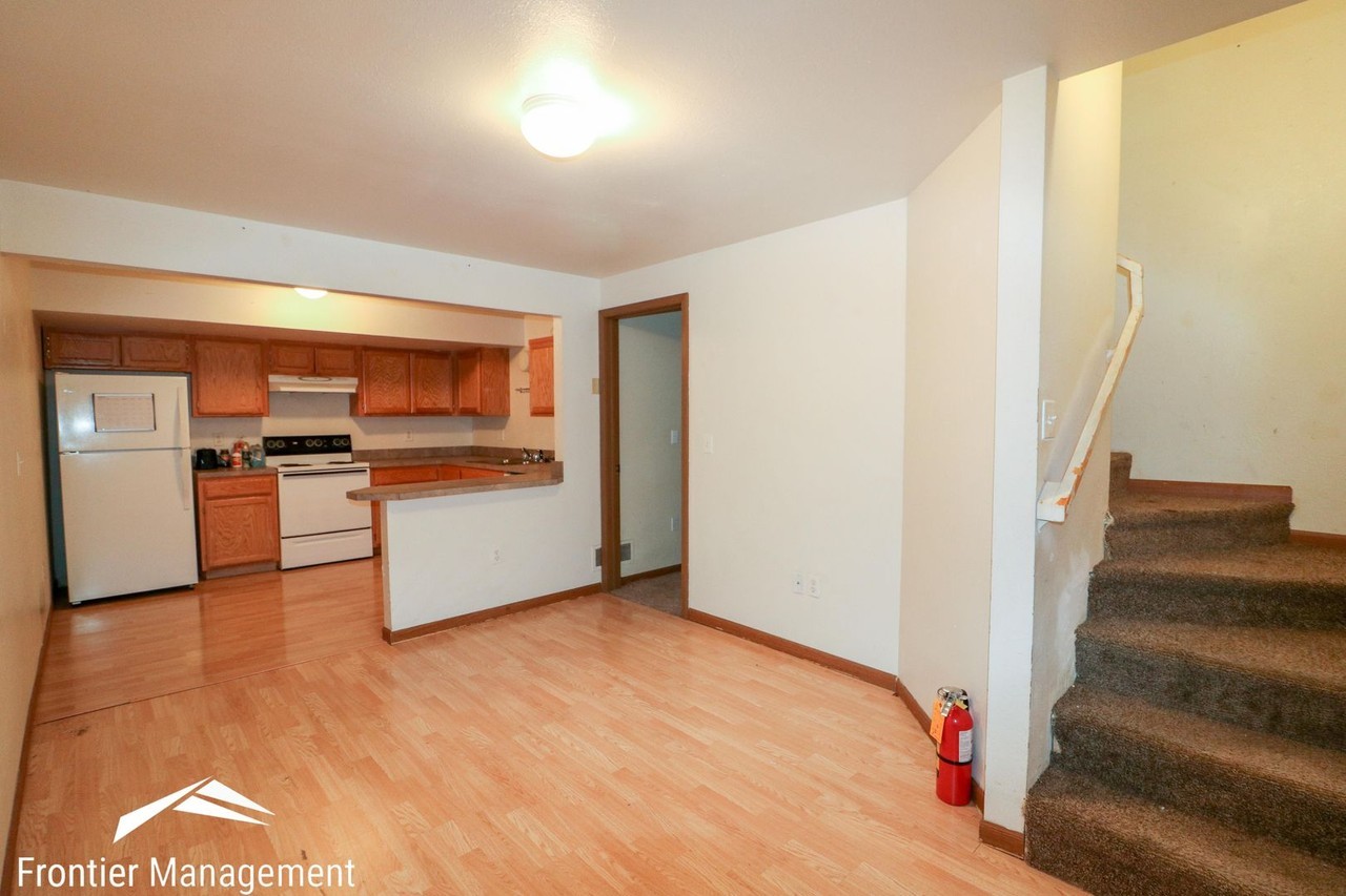 918 Osage St - Photo 2 of 17