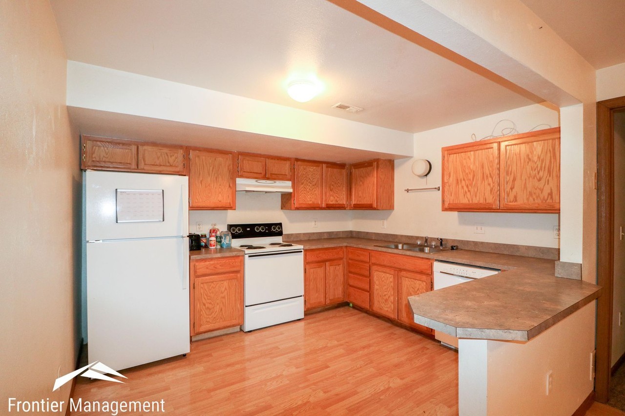 918 Osage St - Photo 3 of 17